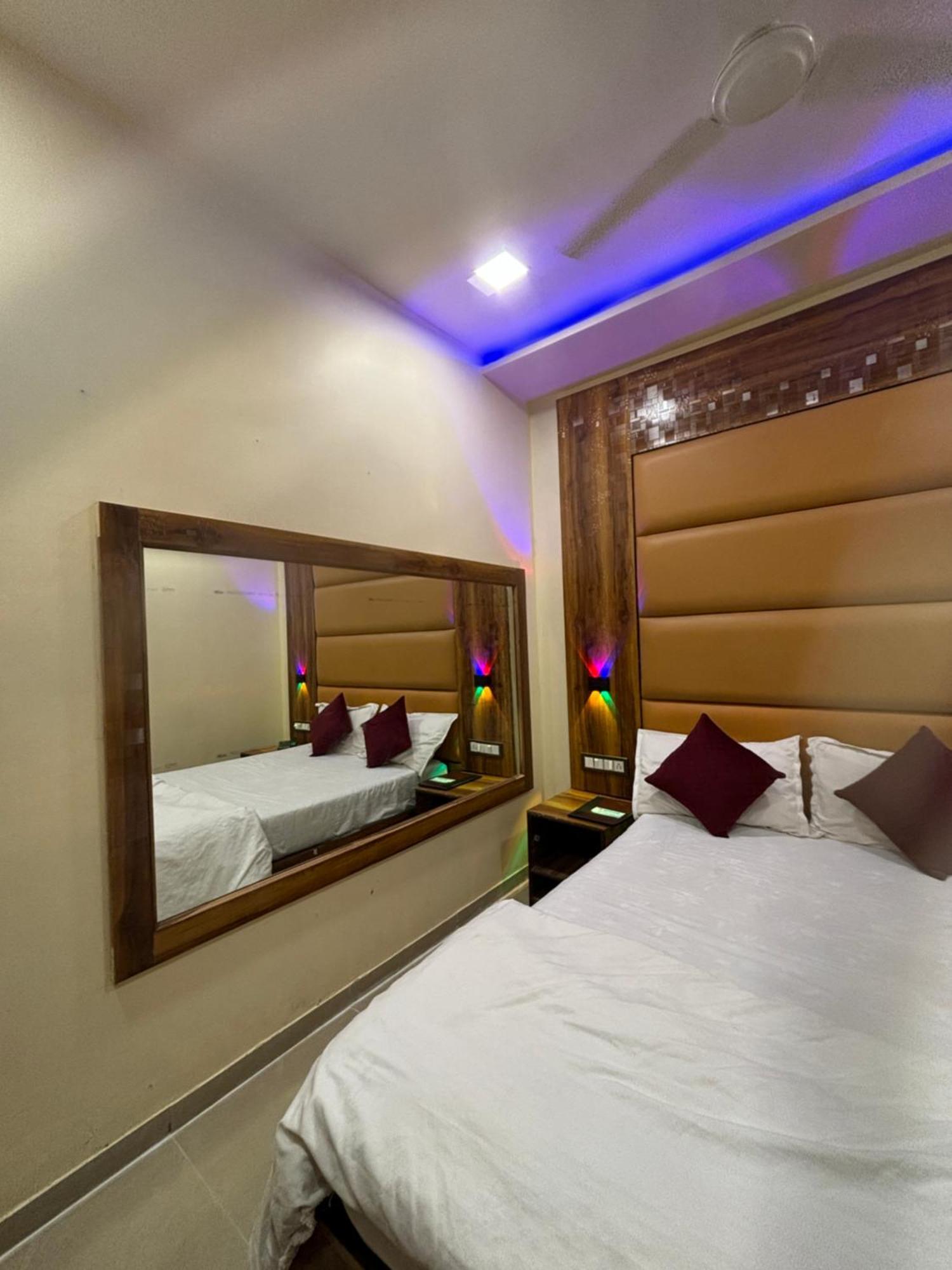 Hotel Blue Wellington - Near Mumbai Airport Extérieur photo