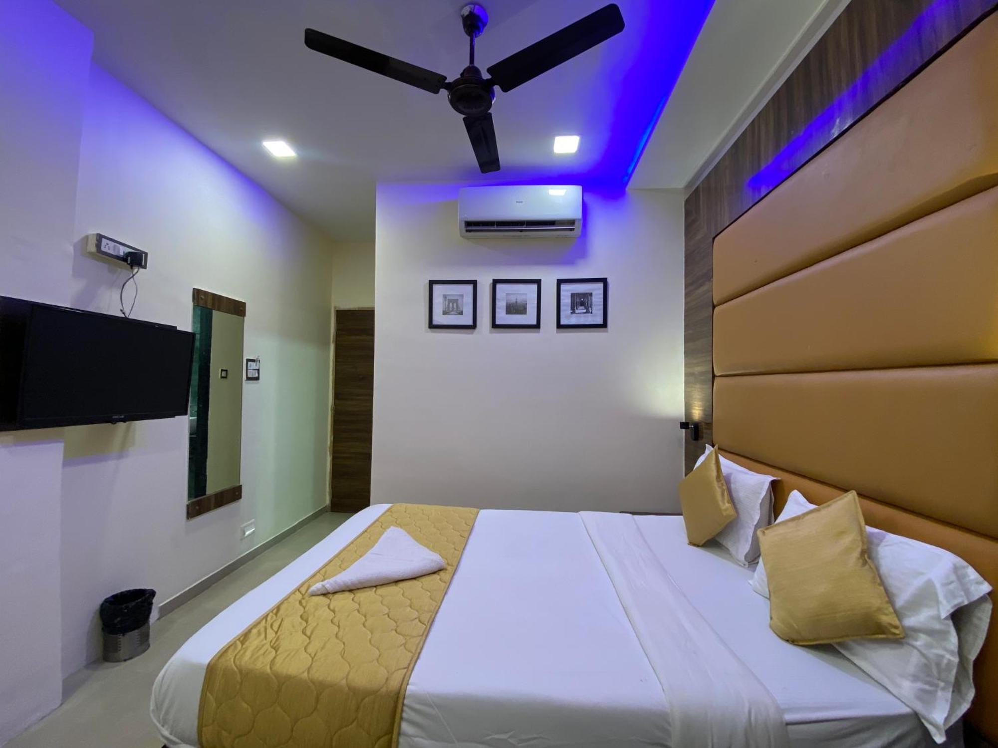Hotel Blue Wellington - Near Mumbai Airport Chambre photo