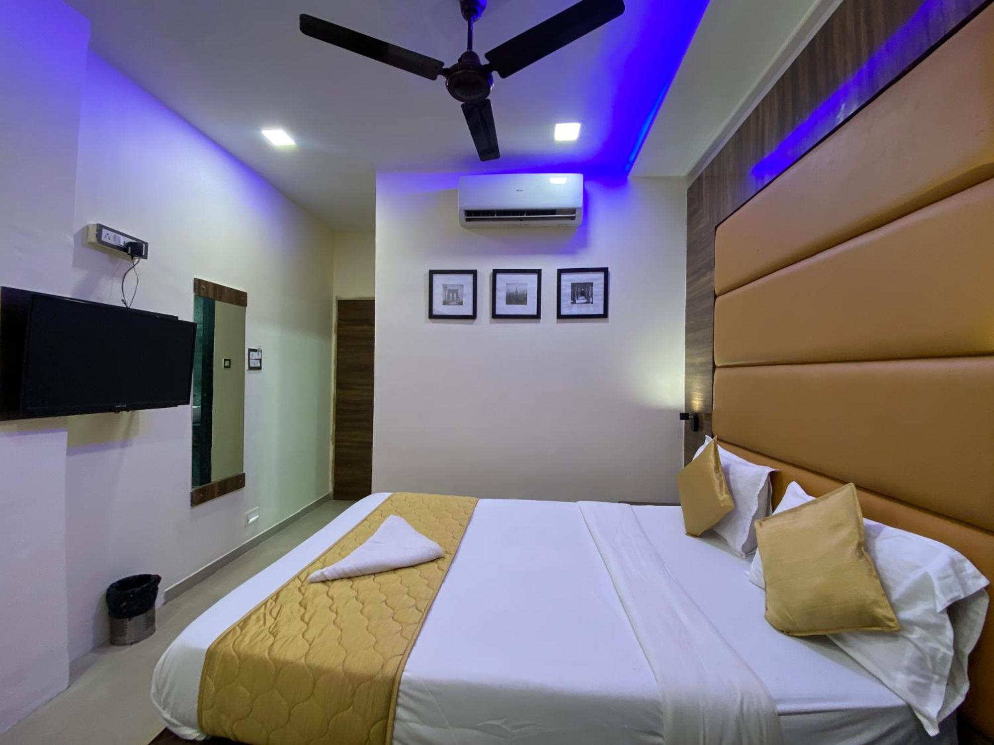 Hotel Blue Wellington - Near Mumbai Airport Extérieur photo