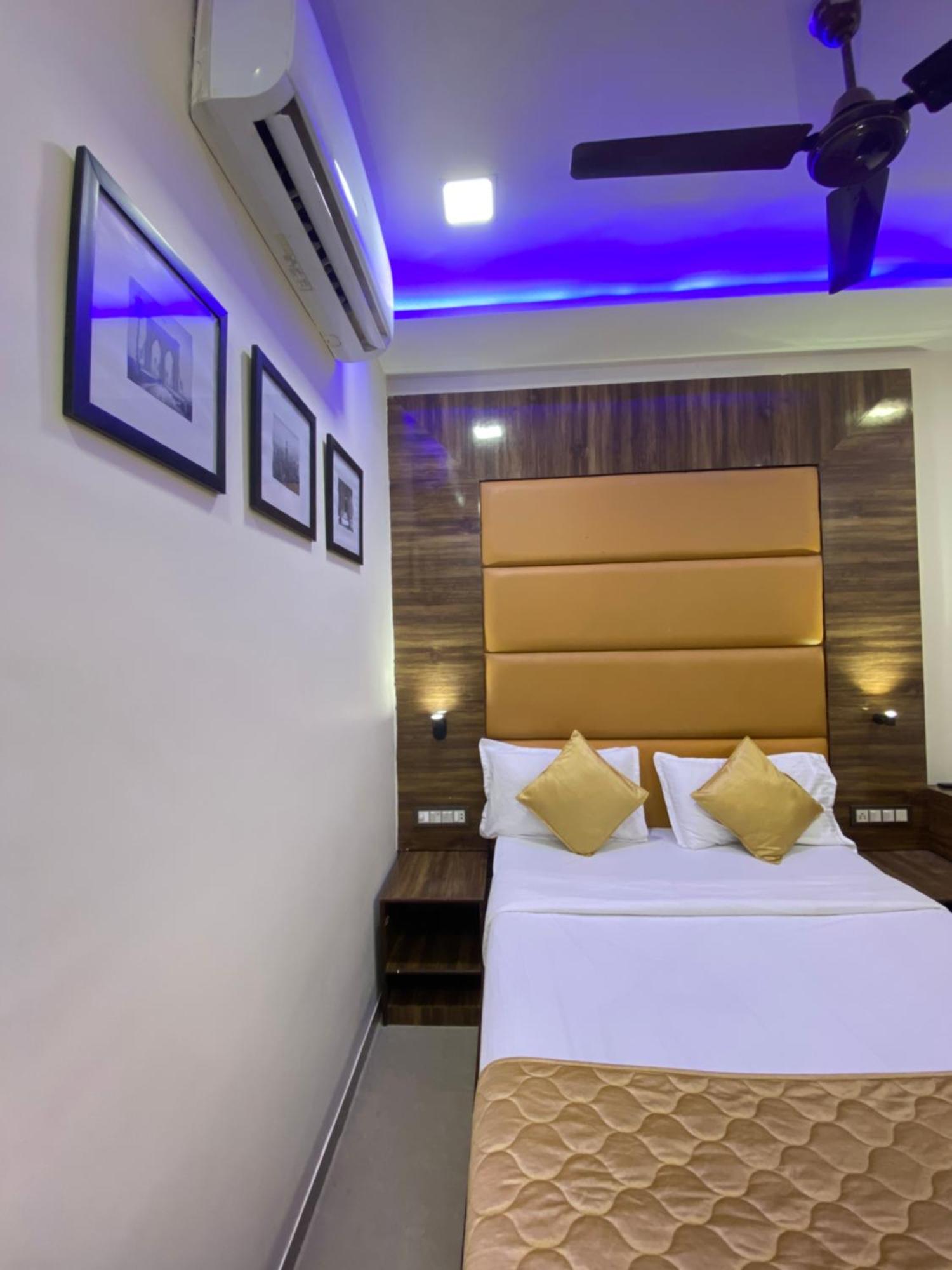 Hotel Blue Wellington - Near Mumbai Airport Extérieur photo