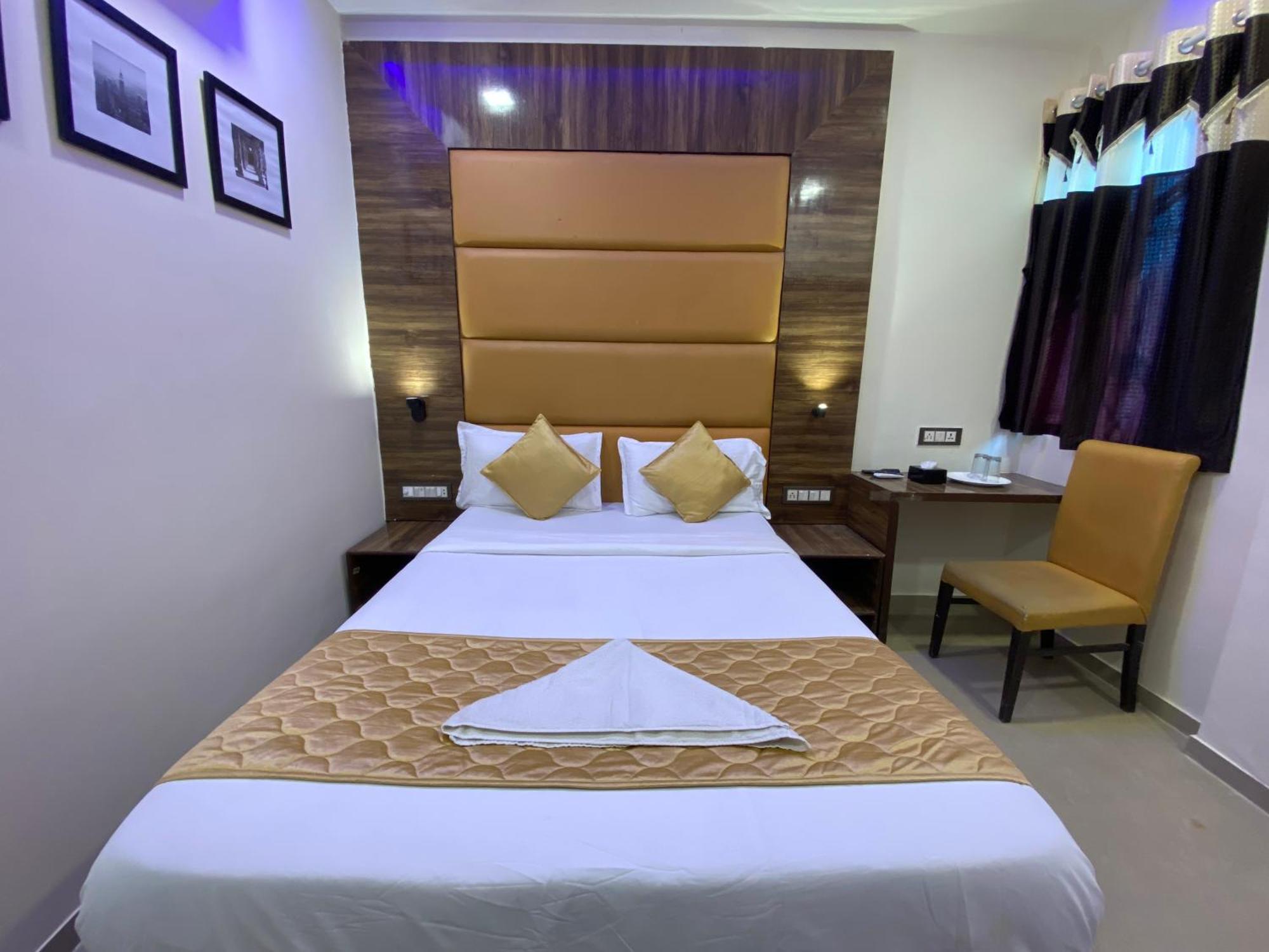 Hotel Blue Wellington - Near Mumbai Airport Extérieur photo