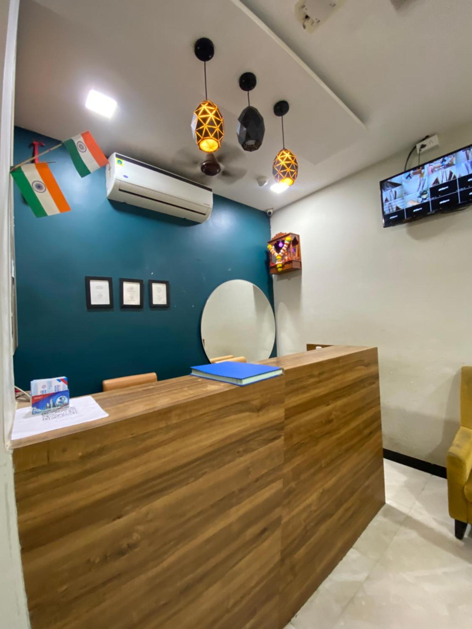 Hotel Blue Wellington - Near Mumbai Airport Extérieur photo